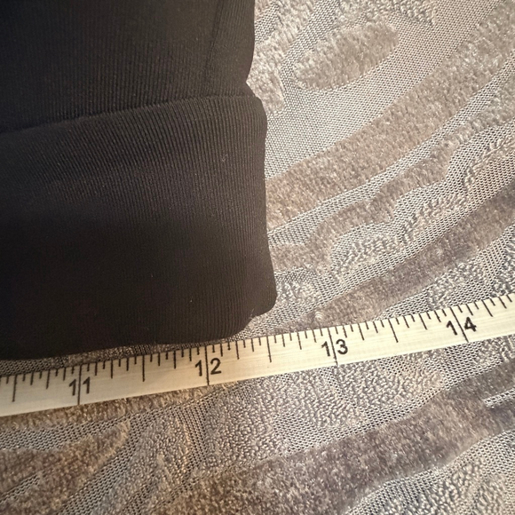 Lululemon Black Racerback Sports Bra Size 6 - Picture 10 of 16